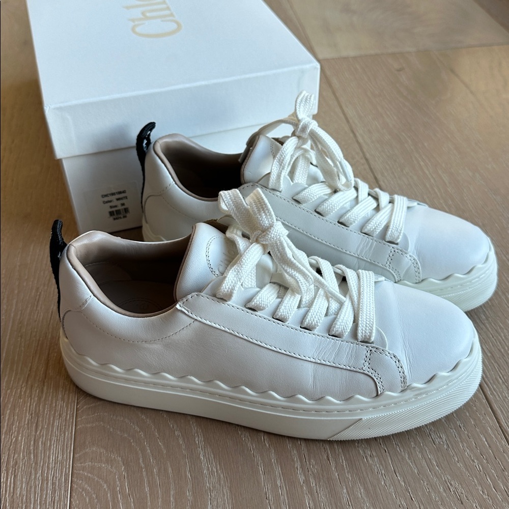 Chloe White  Sneakers
